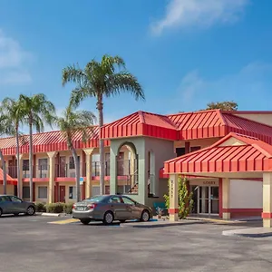 Super 8 By Wyndham Clearwater/us Hwy 19 N 2* Clearwater